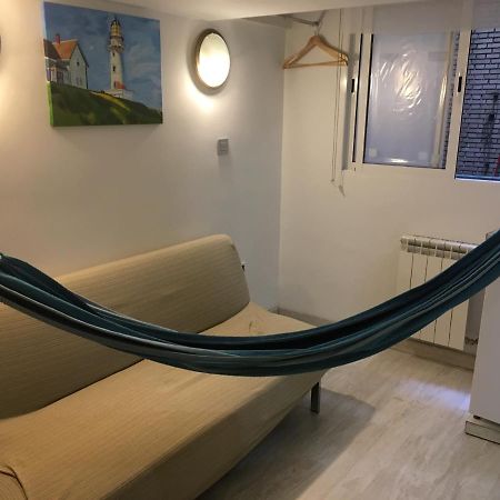Acogedor Estudio Camarote En El Centro De Madrid Appartement Buitenkant foto