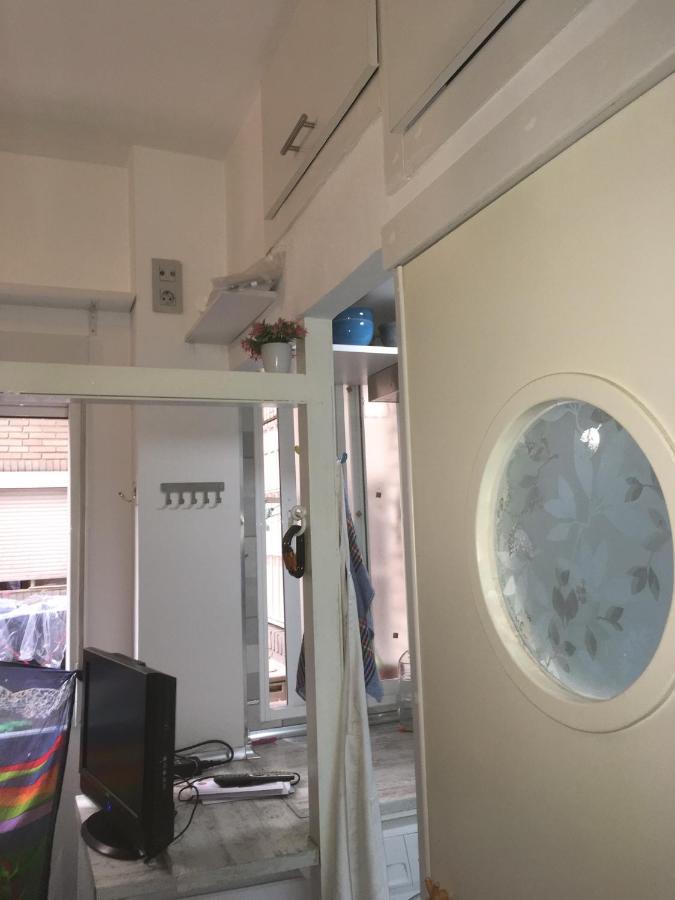 Acogedor Estudio Camarote En El Centro De Madrid Appartement Buitenkant foto